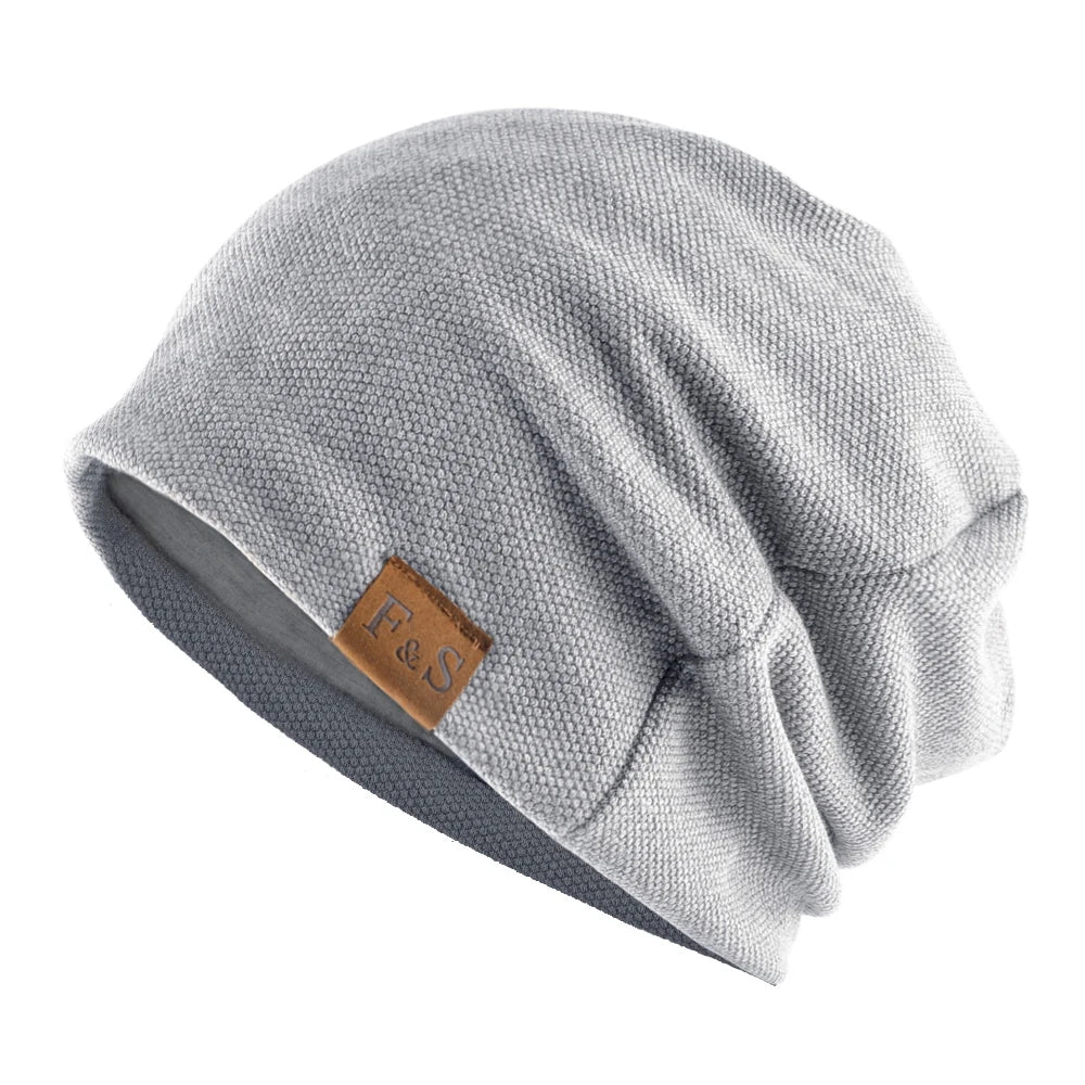 Gorro estilo beanie — leve e respirável para primavera e verão — cor sólida, macio e casual