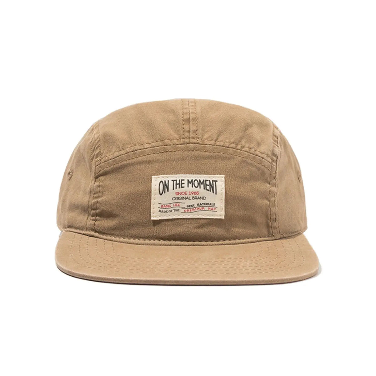 Boné de Beisebol "ON THE MOMENT" – Modelo 5 Painéis, Aba Reta (Snapback)